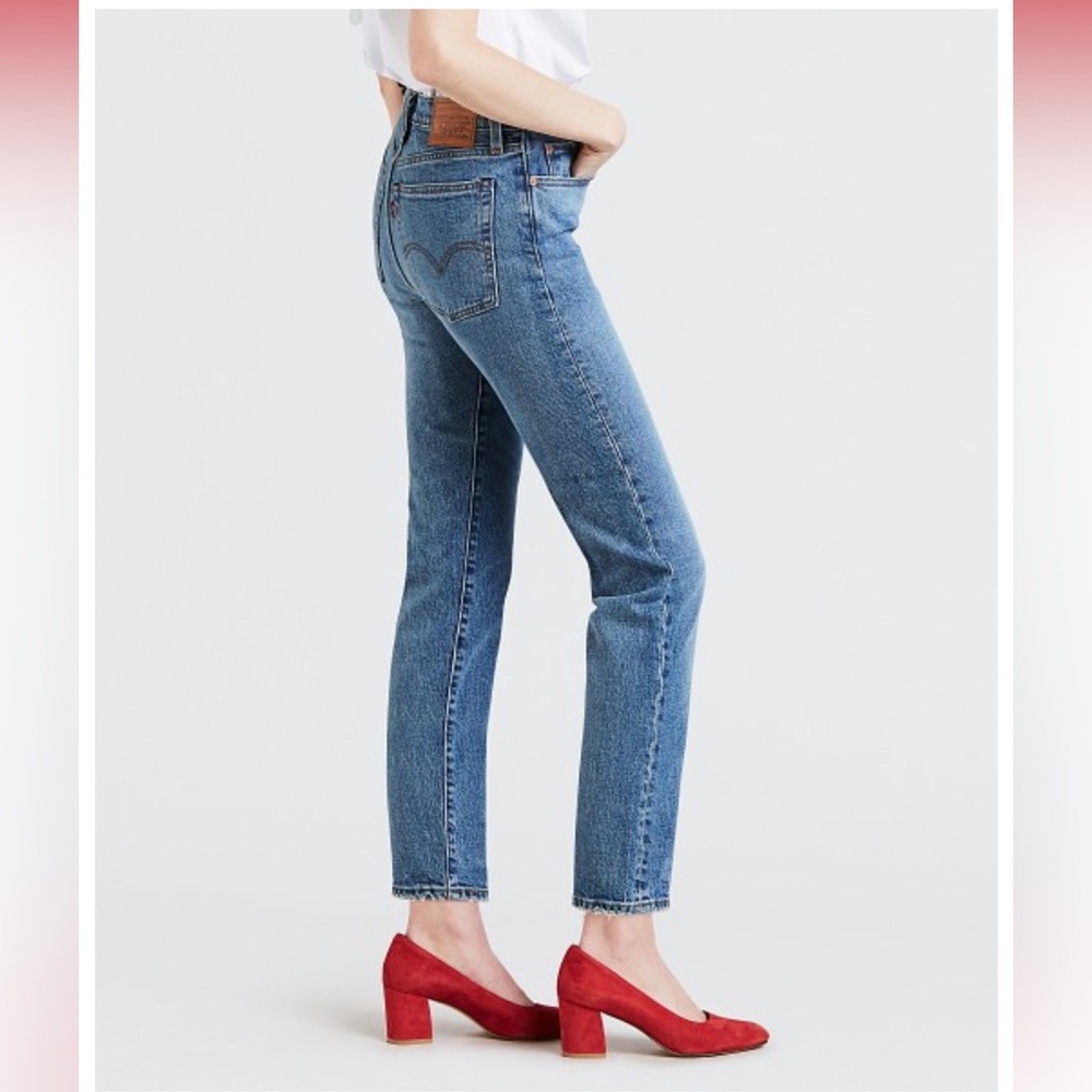 Levi's Wedgie Icon Fit Jeans These Dreams - Picture 13 of 13